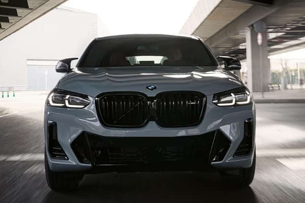 BMW X4 Front View