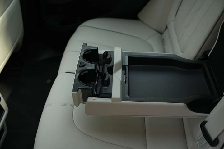 BMW X5 Rear Cup Holders