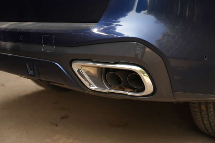 BMW X5 Exhaust Pipes