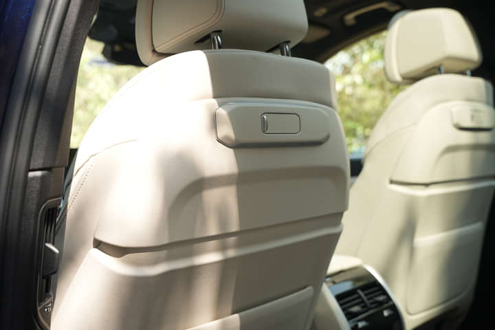 BMW X5 Front Seat Back Pockets