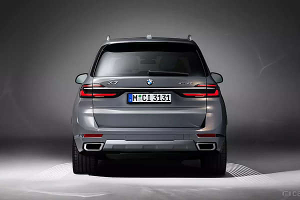 BMW X7 Rear View