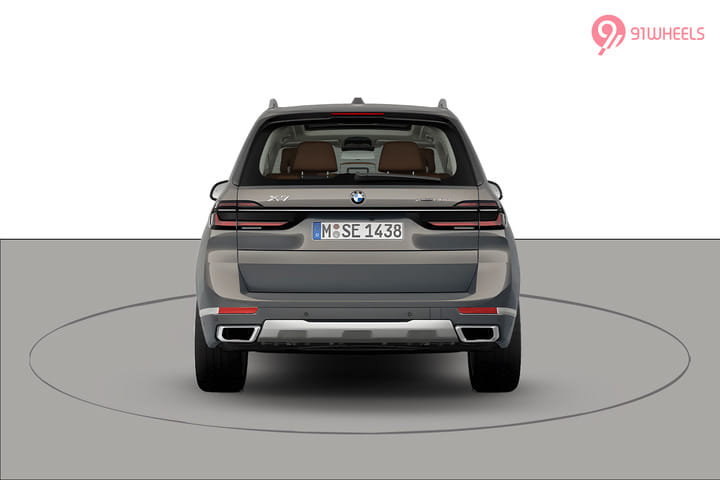 BMW X7 Rear View
