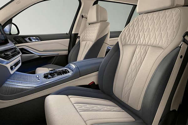 BMW X7 Front Row Seats