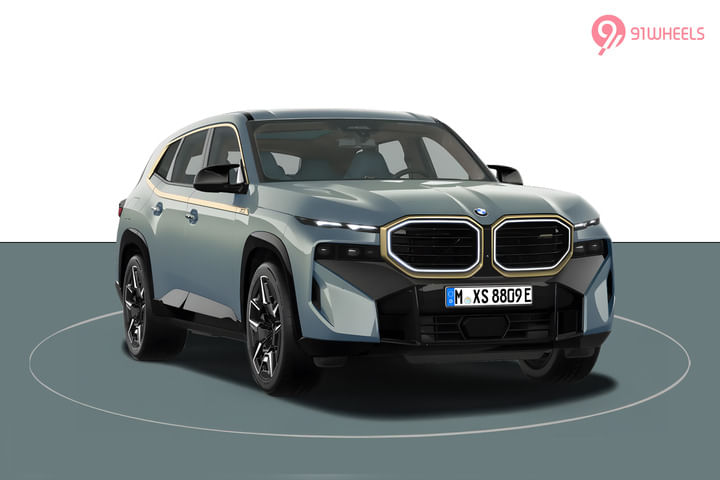 BMW XM Right Front Three Quarter