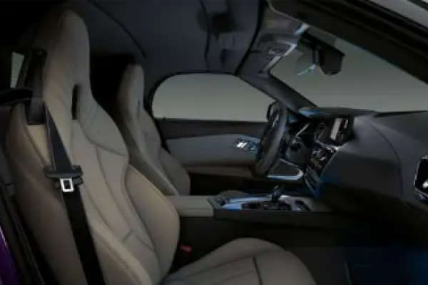 BMW Z4 Front Row Seats