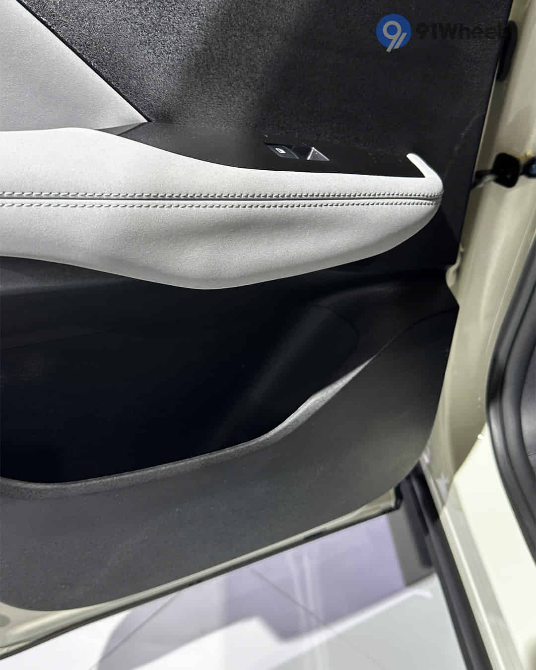 Rear Door Pocket Rear Door Pocket