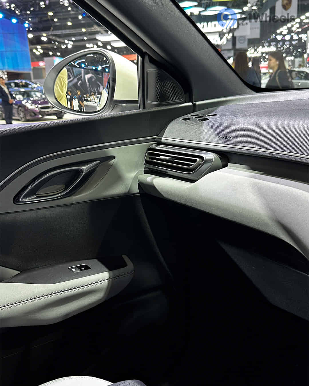 Front Passenger Air Vents Front Passenger Air Vents
