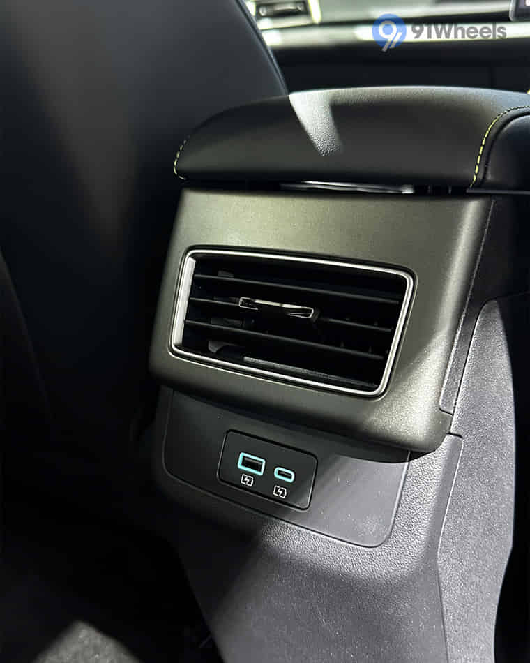 Seats & Cabin Comfort - 3