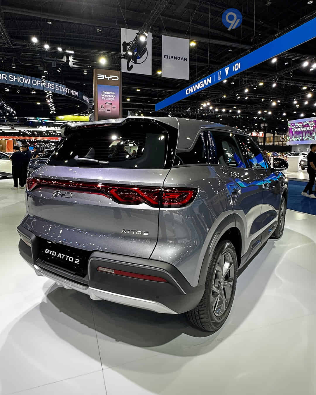 Right Rear Three Quarter