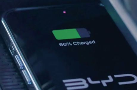 Atto 3 Wireless Charging Pad