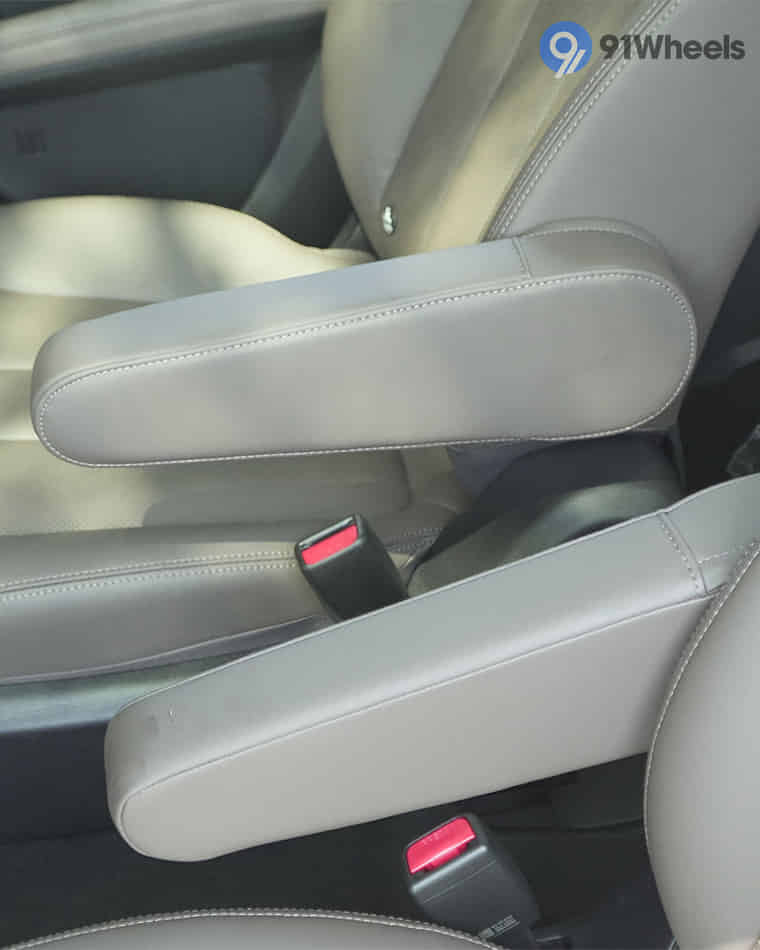 Seats & Cabin Comfort - 5