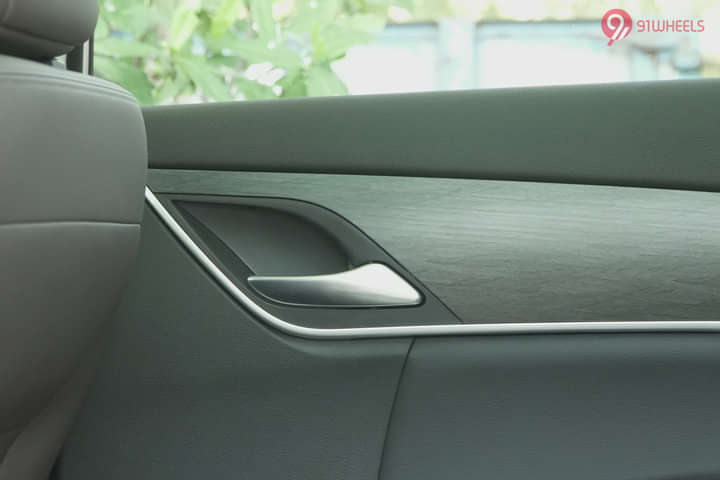 BYD eMAX 7 Rear Door Pad Handle