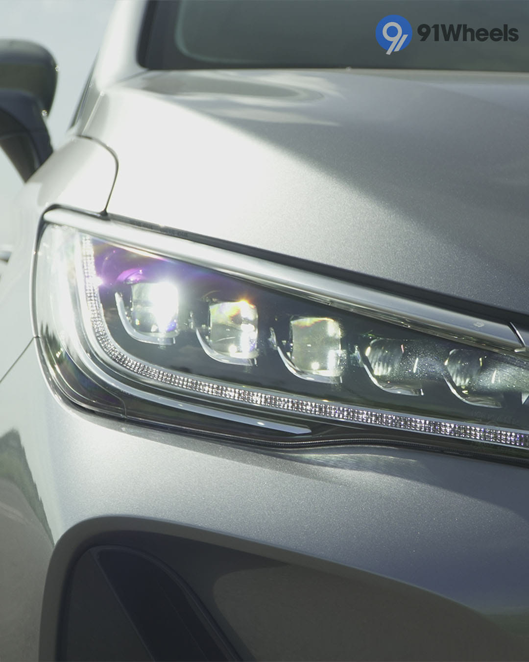 Headlights & Tail-lights - 1 Headlights & Tail-lights - 1