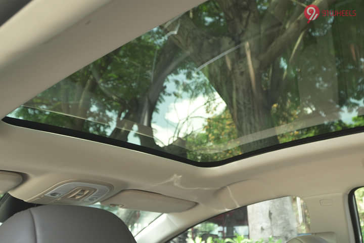 BYD eMAX 7 Cabin Roof