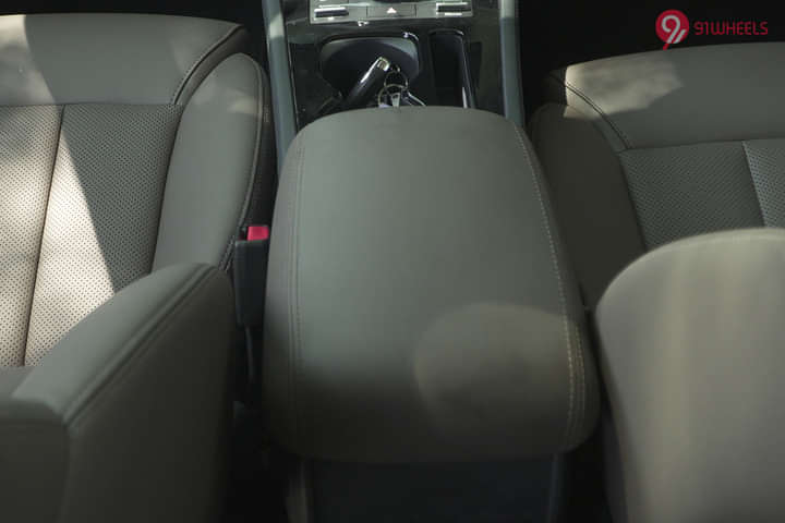 BYD eMAX 7 Front Centre Arm Rest Storage
