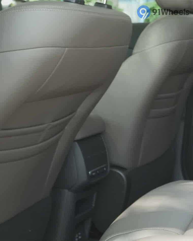 Seats & Cabin Comfort - 6