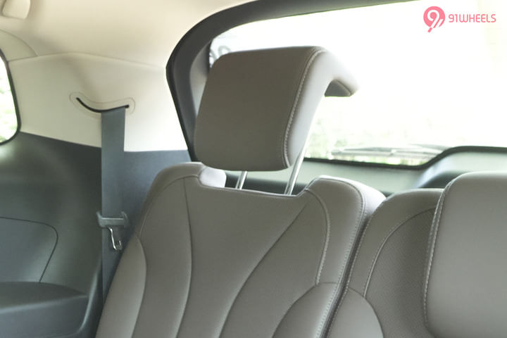BYD eMAX 7 Rear Headrests