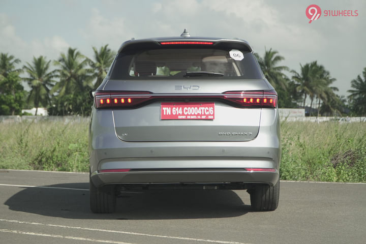BYD eMAX 7 Rear View