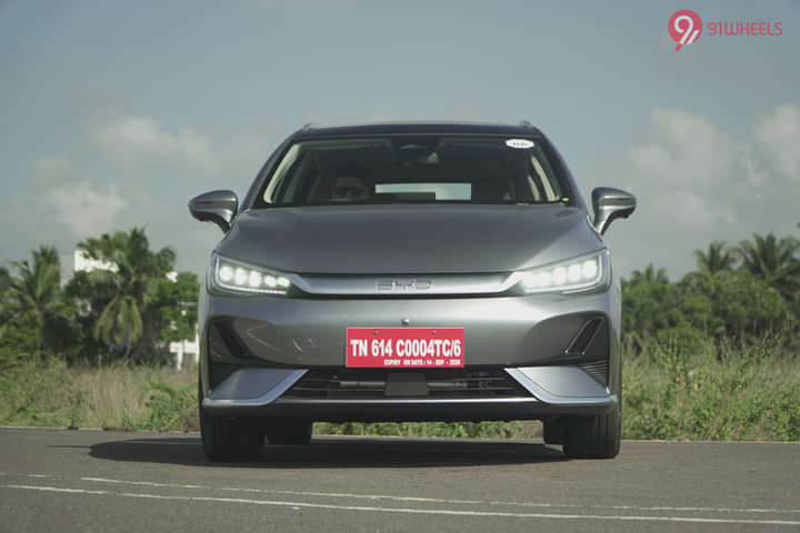 BYD eMAX 7 Front View