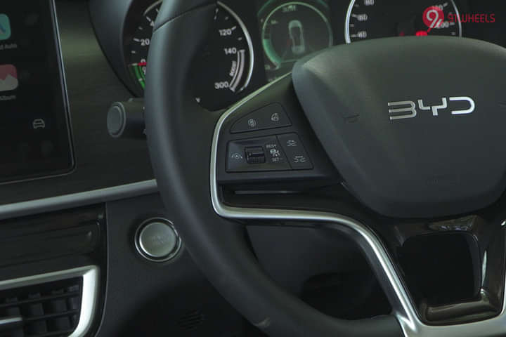 BYD eMAX 7 Left Steering Mounted Controls