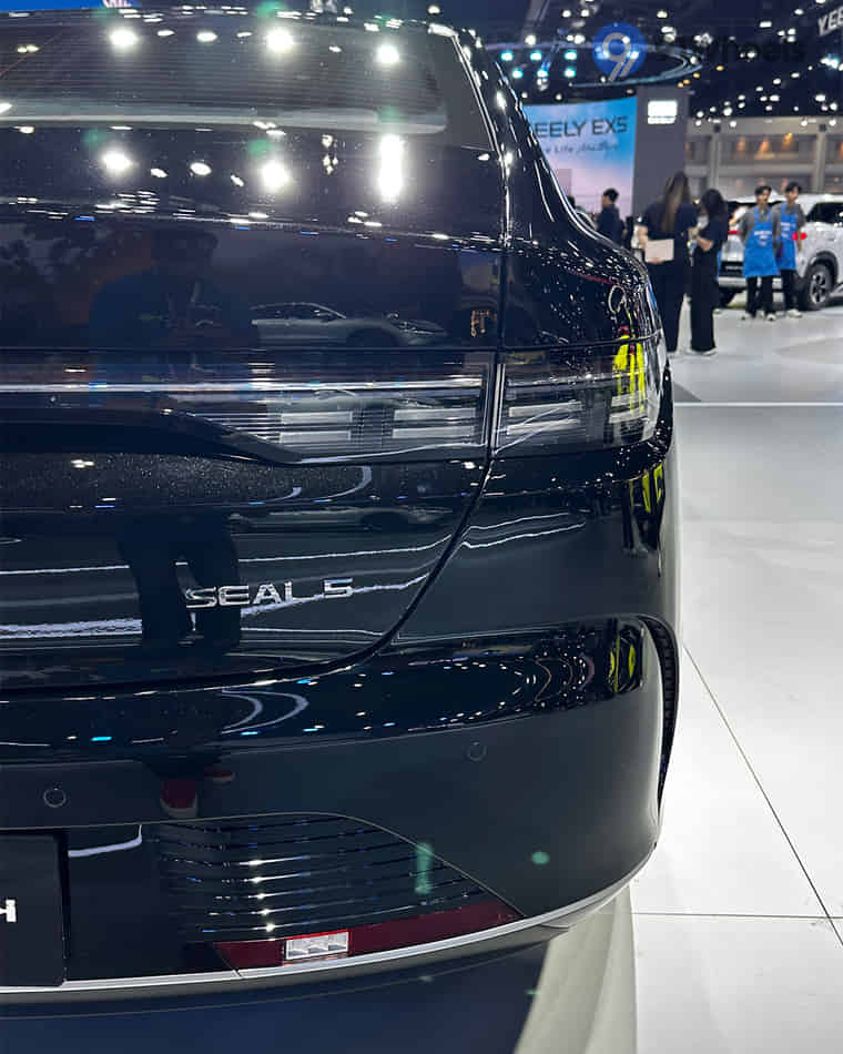 Headlights & Tail-lights - 5