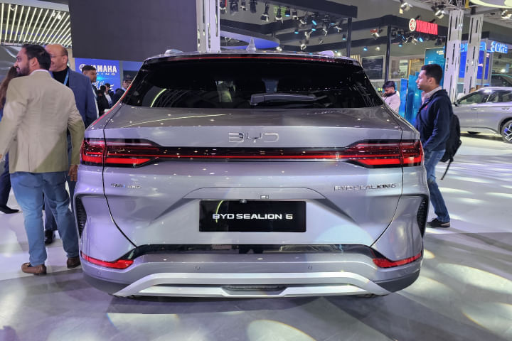 BYD Sealion 6 Rear View