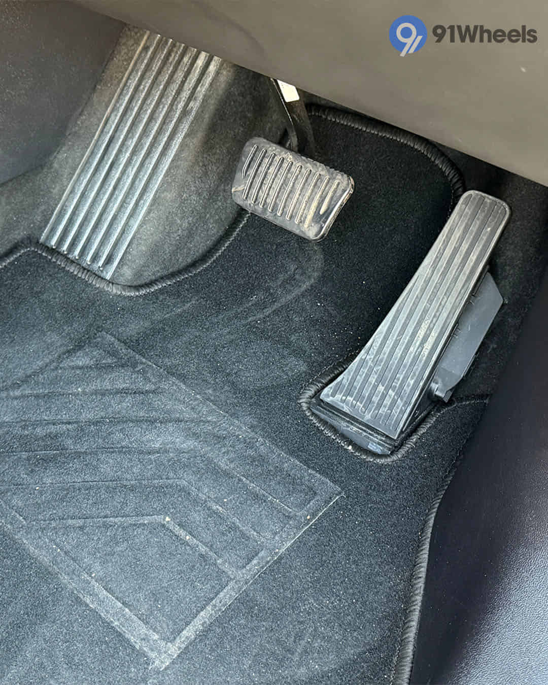 Pedals / Foot Controls