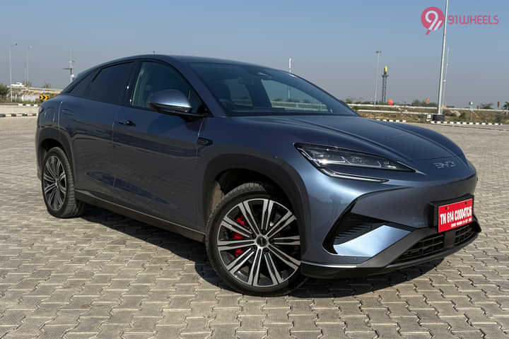 BYD Sealion 7 Right Front Three Quarter