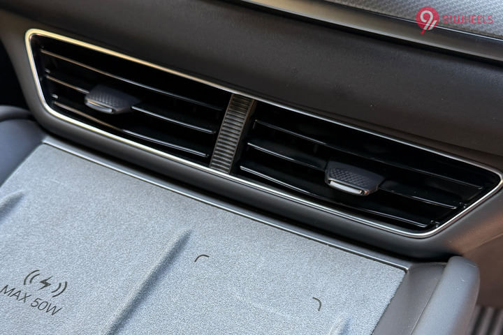 BYD Sealion 7 Front Centre Air Vents