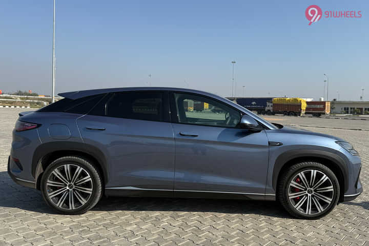 BYD Sealion 7 Right Side View