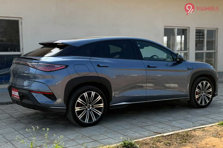 BYD Sealion 7 Right Rear Three Quarter