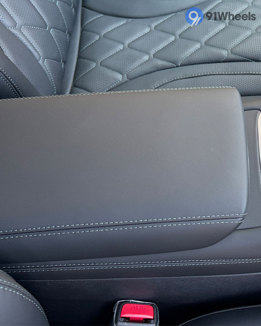 BYD Sealion 7 Front Centre Arm Rest