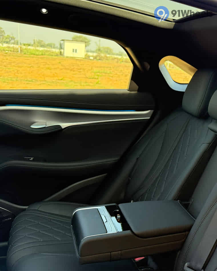 Seats & Cabin Comfort - 2