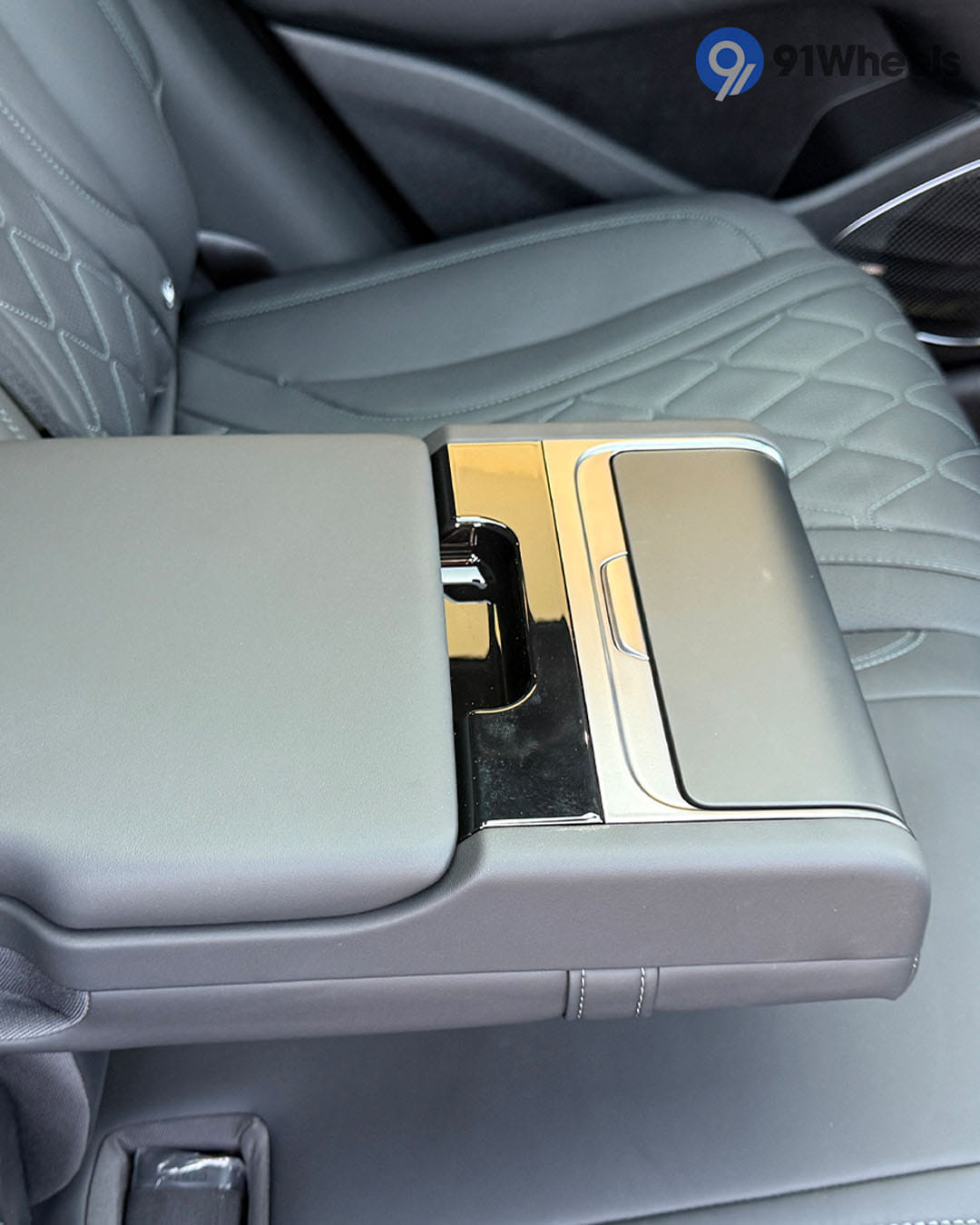BYD Sealion 7 Rear Centre Arm Rest