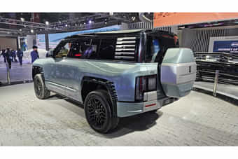 BYD YangWang U8 Left Rear Three Quarter BYD YangWang U8 Left Rear Three Quarter