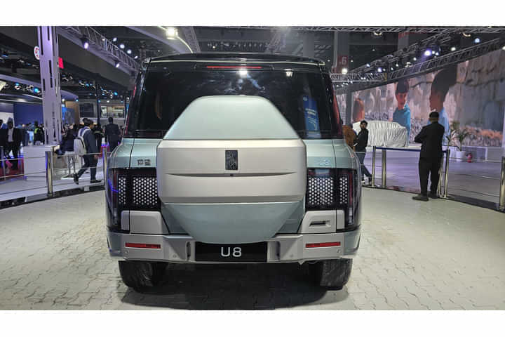 BYD YangWang U8 Rear View BYD YangWang U8 Rear View