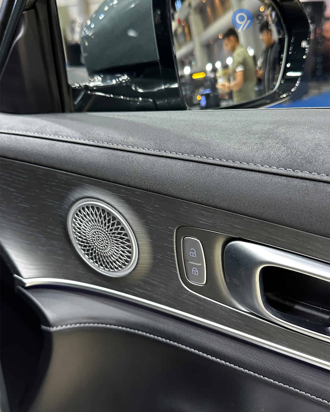 Front Speakers Front Speakers