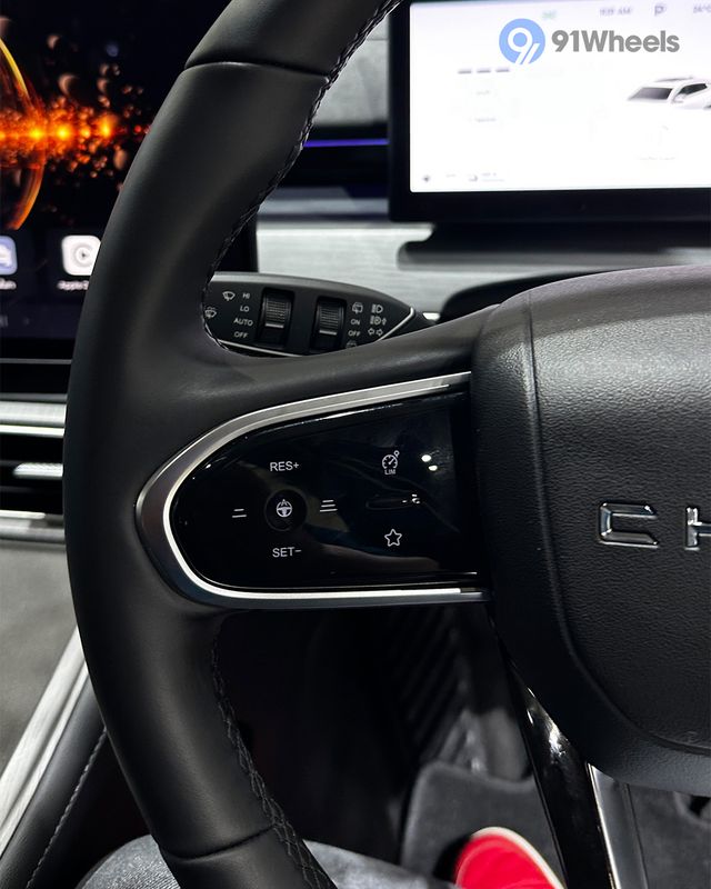 Tiggo 8 Left Steering Mounted Controls