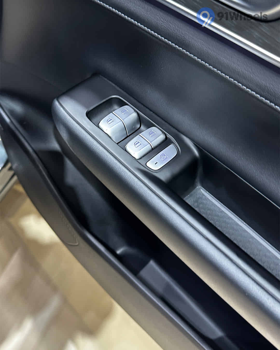 Driver Side Door Pad Driver Side Door Pad