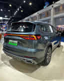 Right Rear Three Quarter