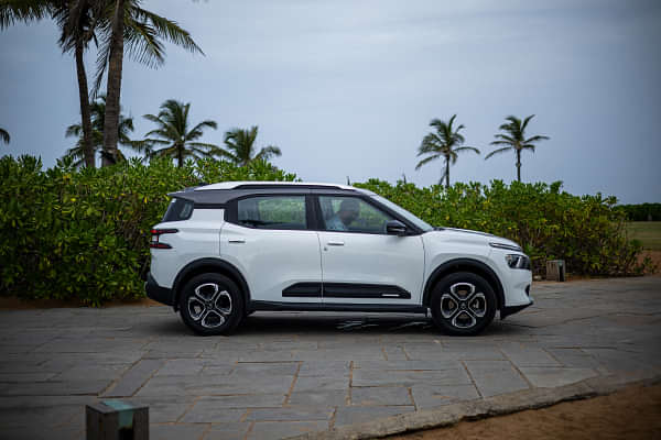 Citroen C3 Aircross Right Side View