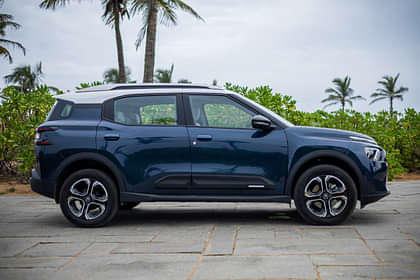 Citroen C3 Aircross Plus Right Side View