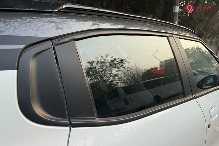 Citroen eC3 Side Glass Housing