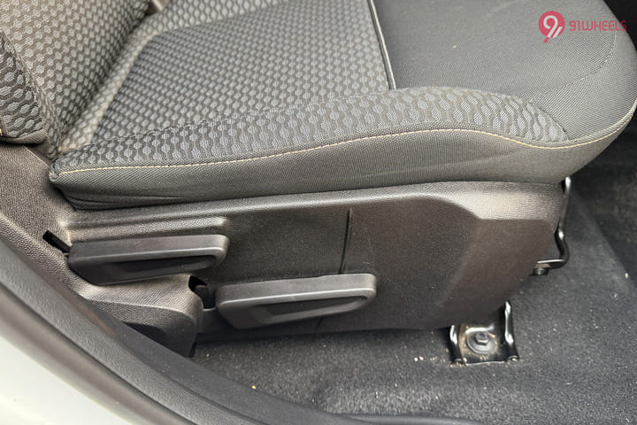 Citroen eC3 Seat Adjustment for Driver