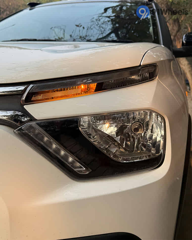 Headlights & Tail-lights - 1