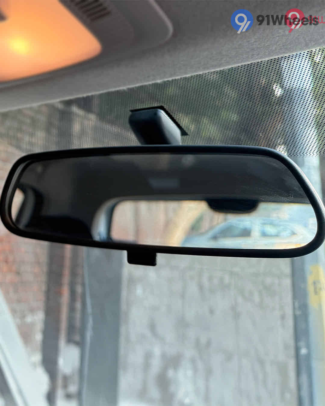 Inner Rear View Mirror