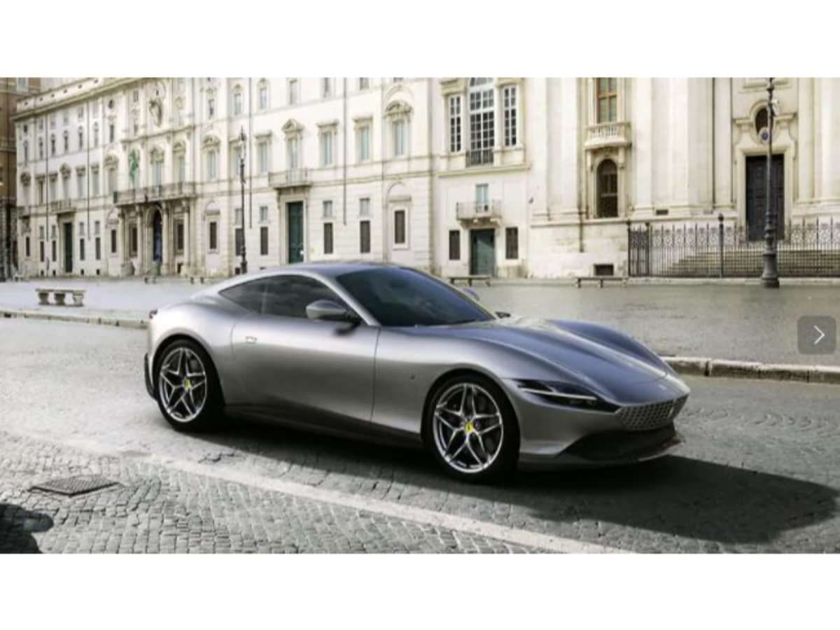 Ferrari Roma Right Front Three Quarter