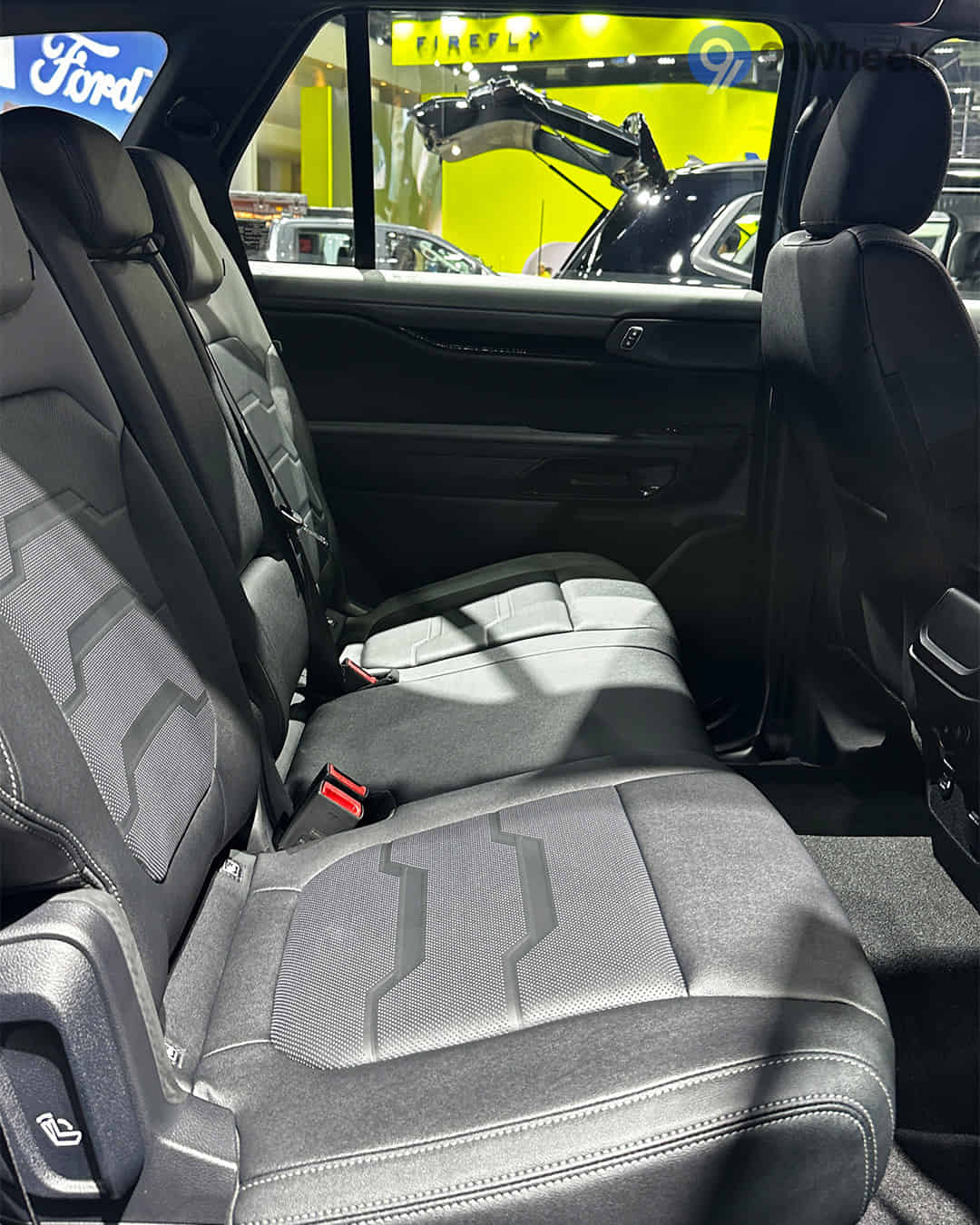 Rear Seats Rear Seats