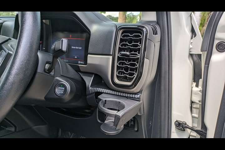 Ford Endeavour 2024 Right Side Air Vents