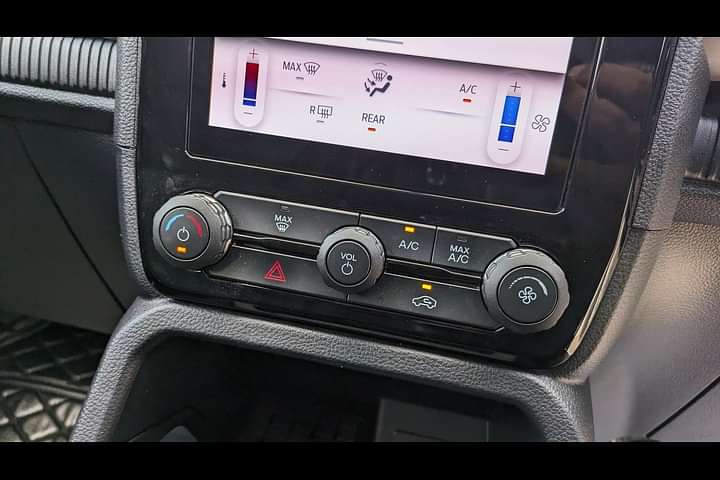 Ford Endeavour 2024 AC Controls